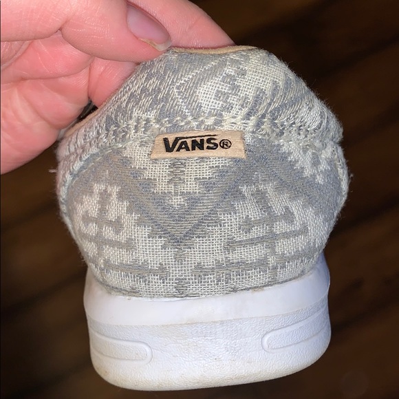 Vans - Picture 6 of 10